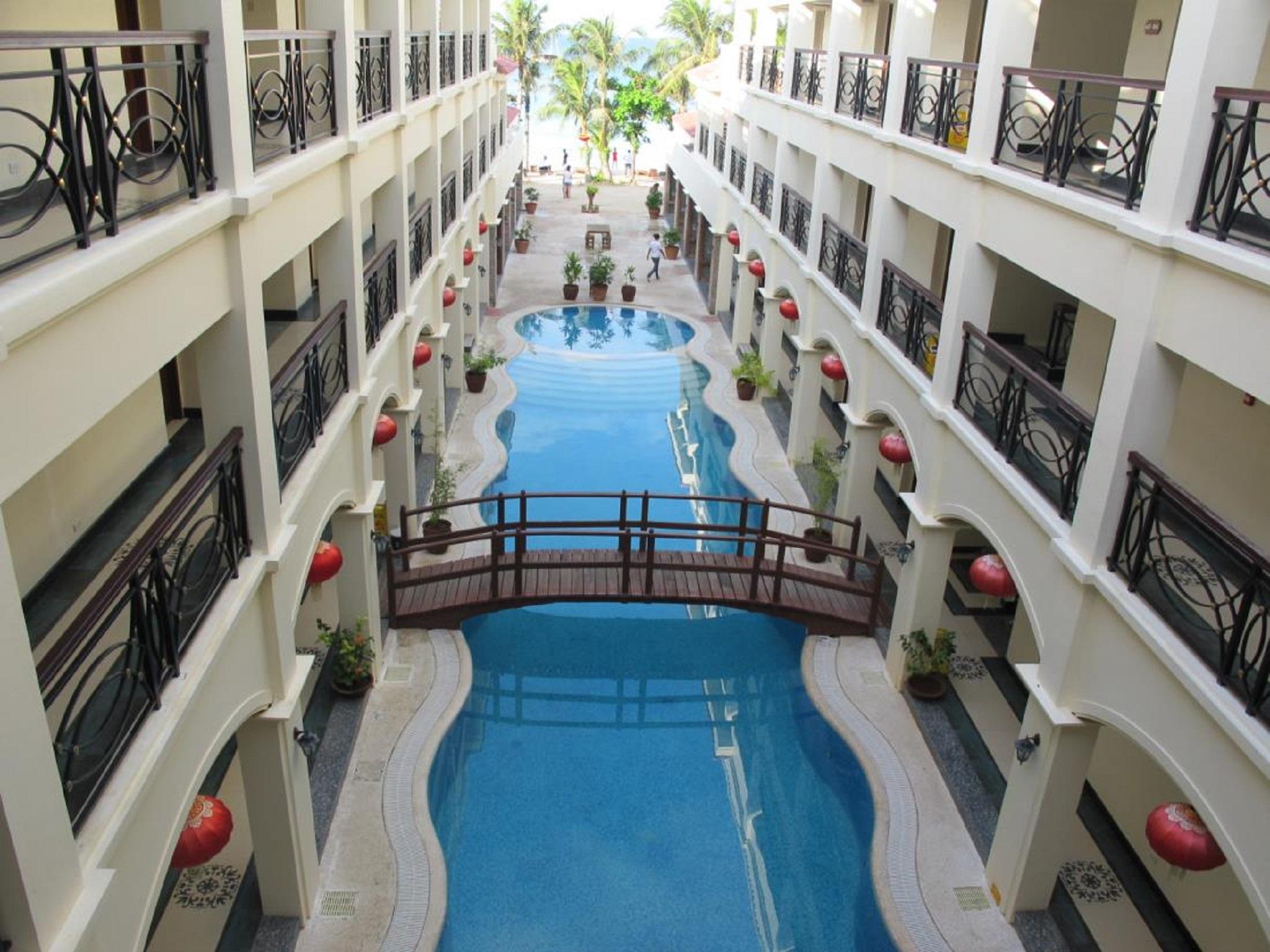 Golden Phoenix Hotel Boracay Manoc-Manoc Exterior photo