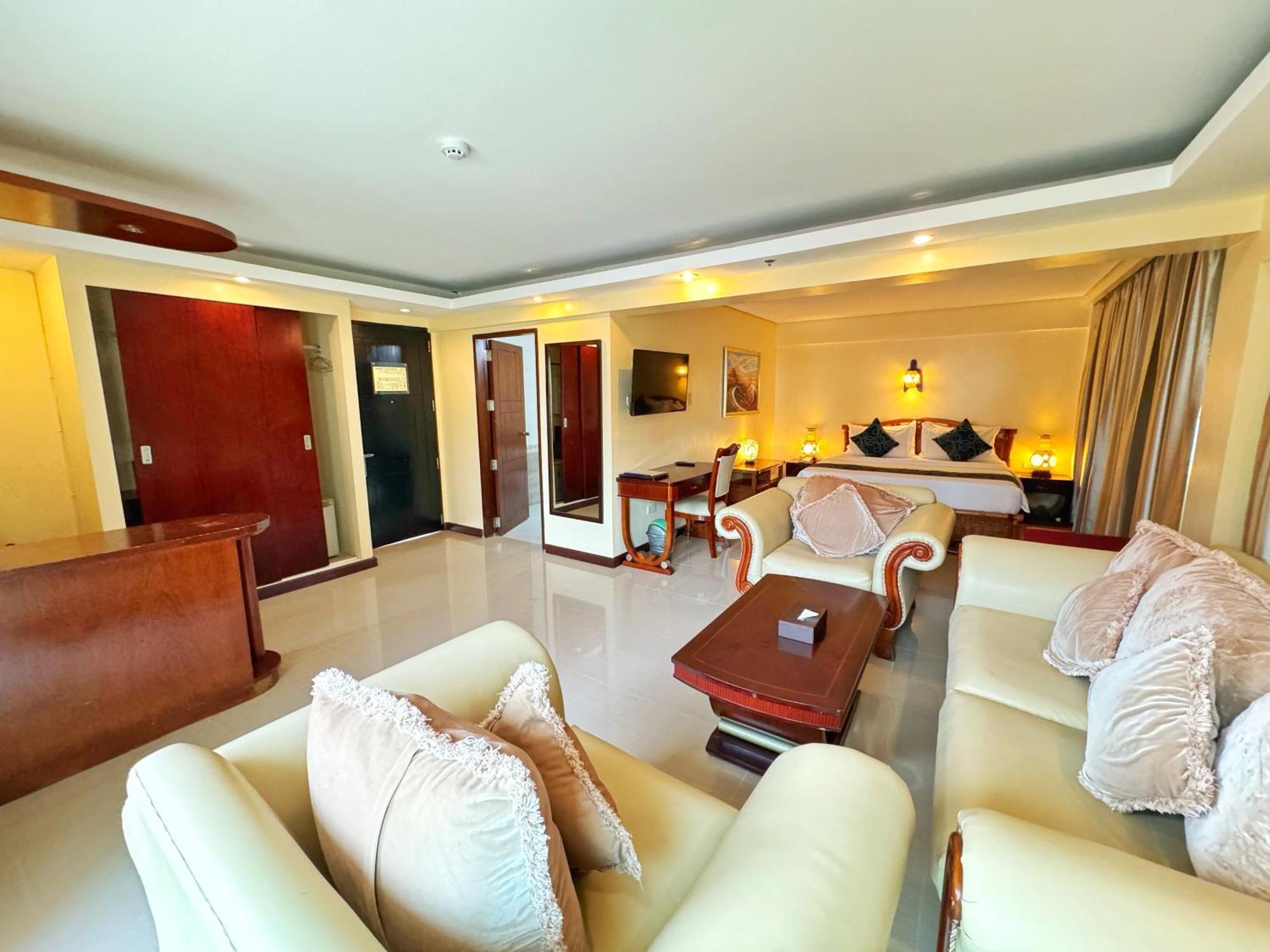 Golden Phoenix Hotel Boracay Manoc-Manoc Exterior photo