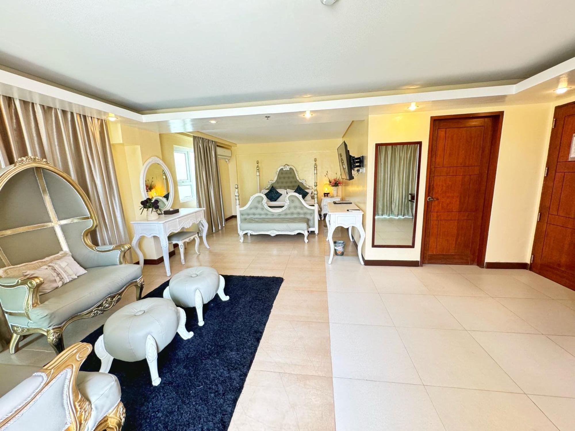 Golden Phoenix Hotel Boracay Manoc-Manoc Exterior photo