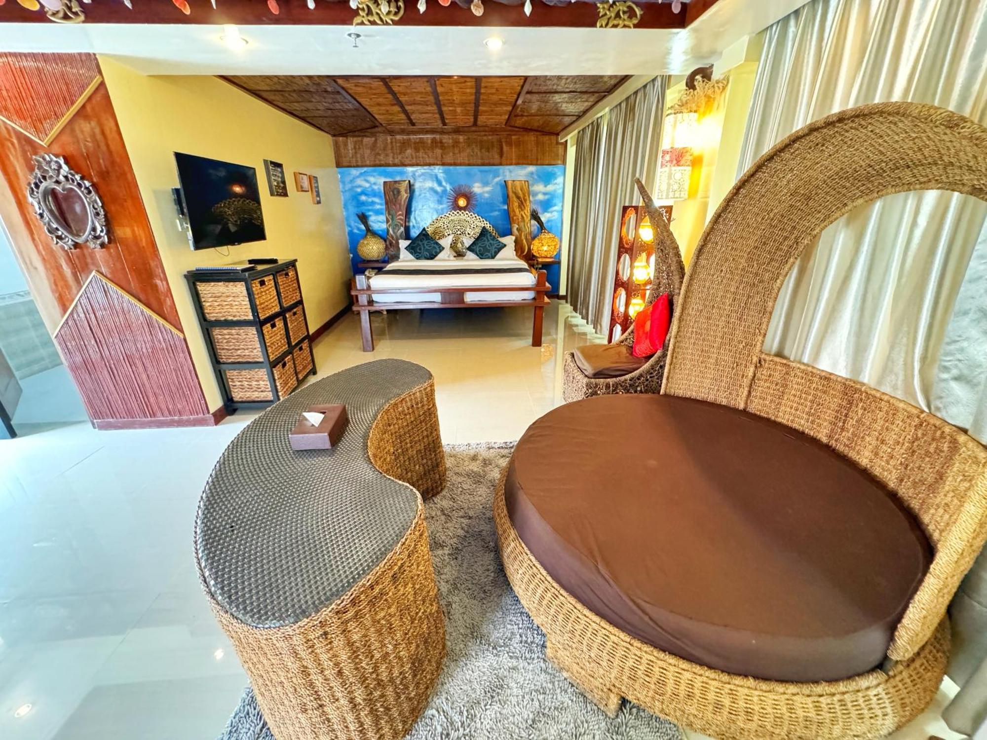 Golden Phoenix Hotel Boracay Manoc-Manoc Exterior photo