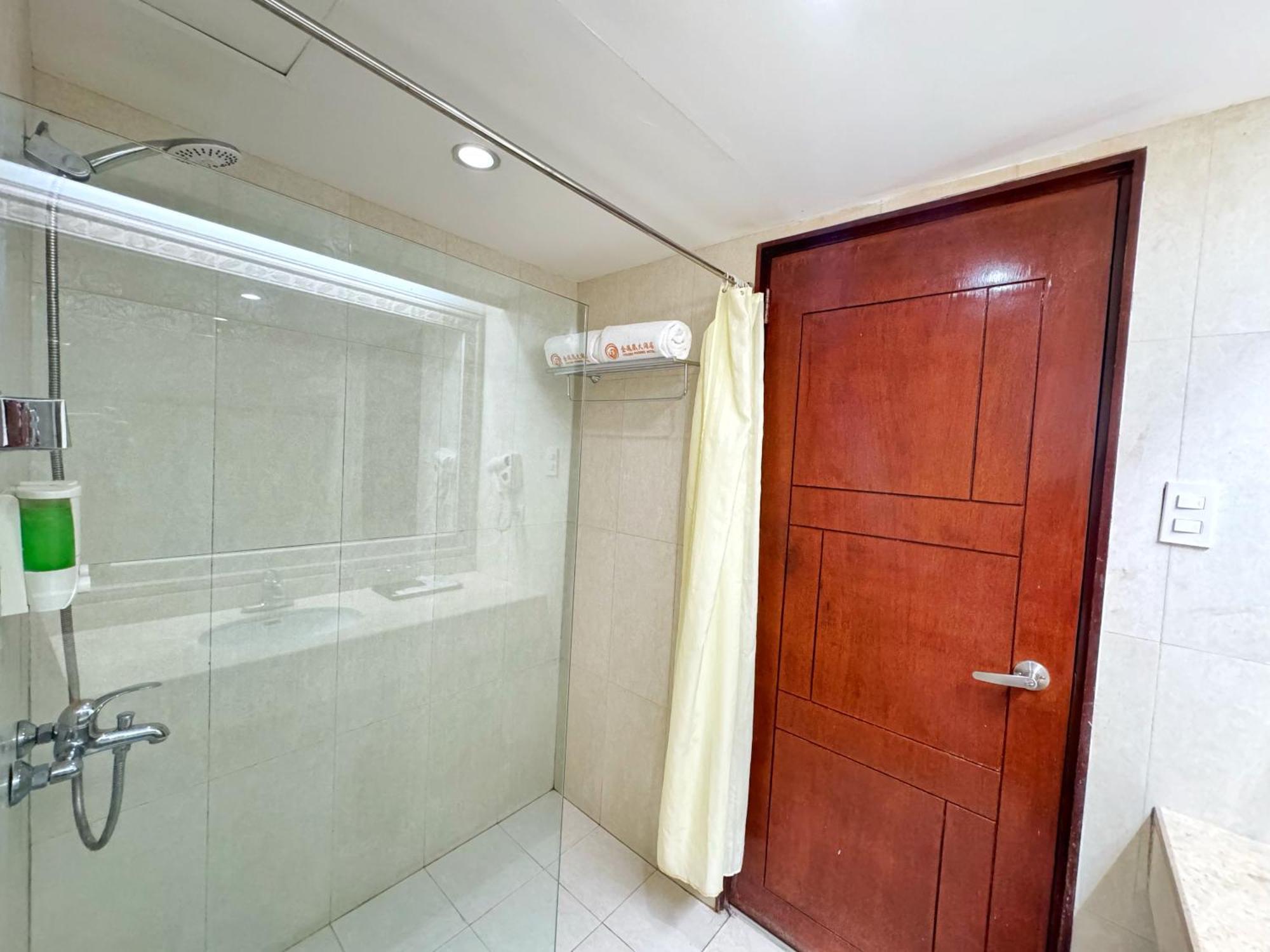 Golden Phoenix Hotel Boracay Manoc-Manoc Exterior photo